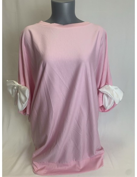 CAMISETA CON LACITOS