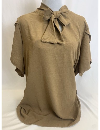 BLUSA CON LAZO